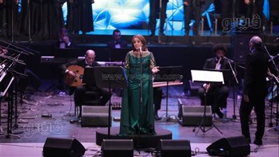 عفاف راضي لـ فيتو: برنامج كبير لحفل السعودية وأتمني تقديم شيء مختلف