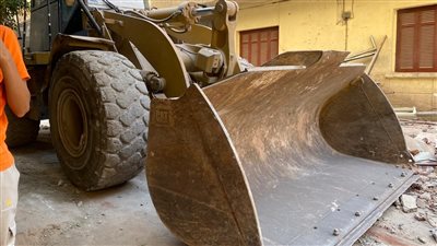 محافظة القاهرة تستكمل إزالة المبنى المنهار بحدائق القبة (فيديو) 