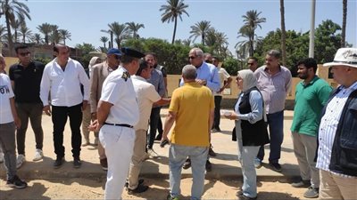 محافظ الجيزة يتفقد أعمال إنشاء 18 محلا بترعة المريوطية (صور)