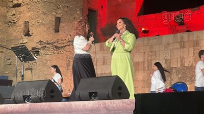 بالي معاك، ديو غنائي مميز لـ نسمة محجوب ولينا شاماميان في القلعة (فيديو)