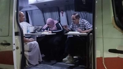 سيارة تحصيل المركز التكنولوجي تجوب أحياء واحة الخارجة تيسيرا على المواطنين