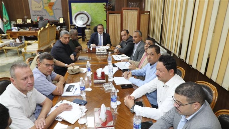 اجتماع محافظ المنوفية،فيتو