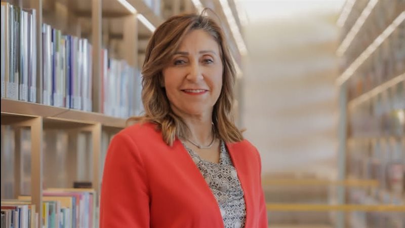 وزيرة الثقافة ؛ فيتو