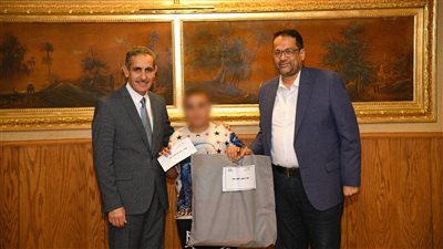 محافظ الغربية يوجه بسداد المصروفات الدراسية لـ14 طالبا