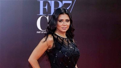 رانيا يوسف لجمهورها: استمتعوا بالحياة على أكمل وجه لأنها قصيرة 