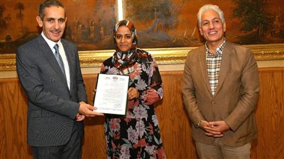 تسليم عقود عمل وجوائز للمتفوقين من خريجي التدريب المهنى بالغربية