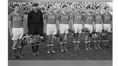 السفارة الروسية بالقاهرة تحتفي بعودة منتخب بلادها لمصر بعد 68 عاما (صور)