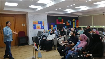 ورشة عمل تنشيطية لرفع كفاءة موظفي المراكز التكنولوجية بكفر الشيخ 