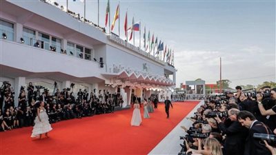 عرض فيلم Holly ضمن فعاليات اليوم التاسع لمهرجان فينيسيا السينمائي