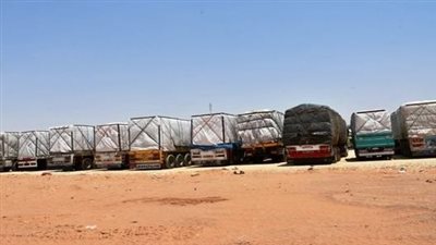 النقل: تقديم كافة أشكال الدعم اللوجيستي لسائقي الشاحنات على الحدود المصرية السودانية 