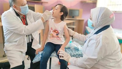 الكشف الطبي على 1684 حالة بقافلة علاجية بسمالوط في المنيا