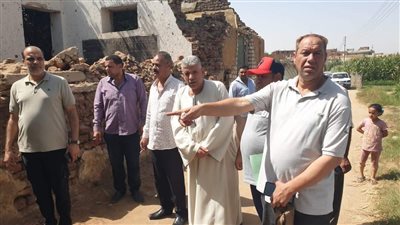 رئيس منشأة القناطر يسلم مدرسة بني سلامة لحياة كريمة (صور)