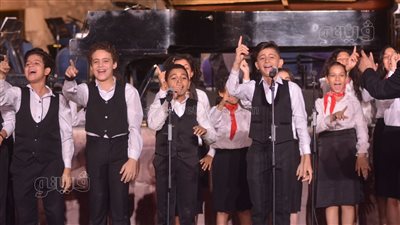 مواهب الأوبرا تجذب جمهور القلعة بالأعمال التراثية قبل حفل عمر خيرت (صور)