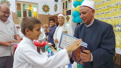 أوقاف الإسكندرية تكرم الطلاب المشاركين في البرنامج التثقيفي والصيفي للطفل 