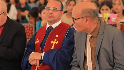 رئيس الكنائس الرسولية: مصر ستعبر كل الأزمات بفضل القيادة الحكيمة