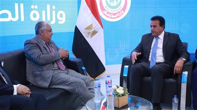 وزير الصحة يناقش مع نظيره النيبالي سبل تعزيز التعاون المشترك 