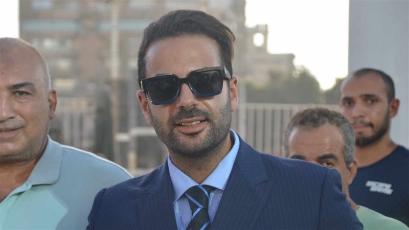 أحمد هاني زادة، فيتو