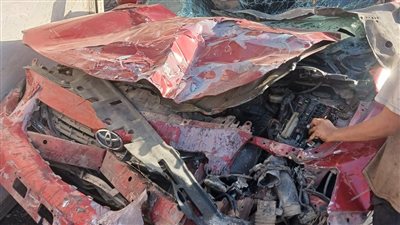 مصرع طالبين في تصادم سيارة بكتلة خرسانية على طريق السويس - مصر الجديدة