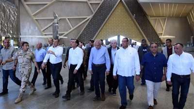 رئيس الوزراء: نسعى لتقديم تجربة استثنائية متفردة للزوار والسائحين بالمتحف المصري الكبير