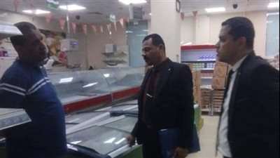 جهاز  حماية المستهلك يشن حملة مكبرة على المحال والأسواق ببلاط الوادي الجديد (صور)