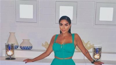 جوري بكر تضع مولودها الأول: رزقنا بطفل سليم 