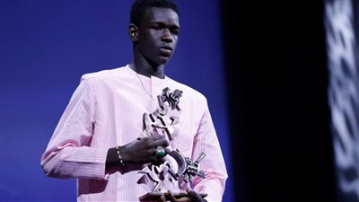 مهرجان فينيسيا، سيدو سار يفوز بجائزة أفضل ممثل شاب