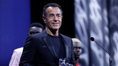 ماتيو غاروني أفضل مخرج في الدورة 80 لمهرجان فينيسيا السينمائي 