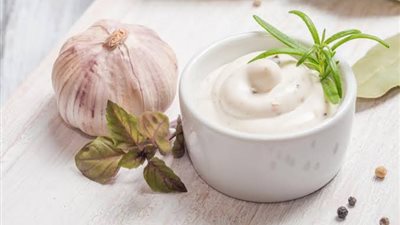 طريقة عمل الثومية بالنشا، الوصفة الأصلية