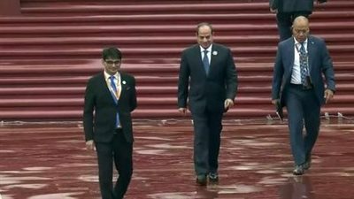 الرئيس السيسي يزور ضريح غاندي