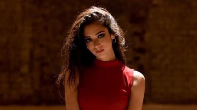 الفنانة داليا شوقي: أنا متمردة وأكره الروتين.. وأعشق المسرح بس مافيش عروض.. وأرفض أدوار الإغراء حاليًا (حوار)