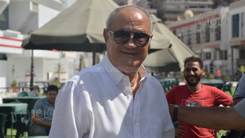 علاء مقلد، فيتو