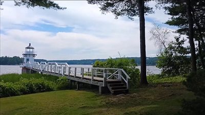 إصابة 11 شخصا في انهيار ممشى خشبي بالولايات المتحدة