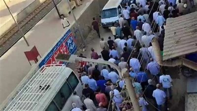 أهالي شبين القناطر يشيعون جثمان طبيب الغلابة بالقليوبية 