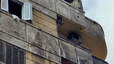  مصرع سيدة وإصابة شخصين آخرين تصادف مرورهم أثناء انهيار عقار بالإسكندرية