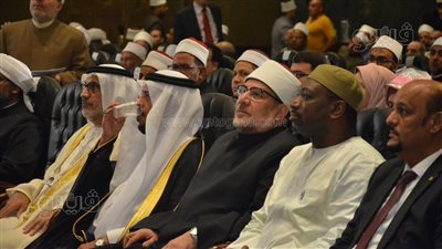 رئيس إذاعة القرآن يكشف سبب عدم بث أذان المغرب أثناء مؤتمر وزير الأوقاف