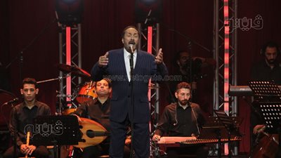 علي الحجار يشدو بباقة من أغاني سيد درويش على مسرح نقابة الصحفيين (صور) 