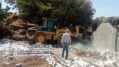 إزالة 59 حالة تعد بالبناء المخالف على الأراضي الزراعية في بني سويف
