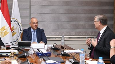 وزير الري يبحث مع سفير هولندا بالقاهرة سبل تعزيز التعاون بين البلدين 