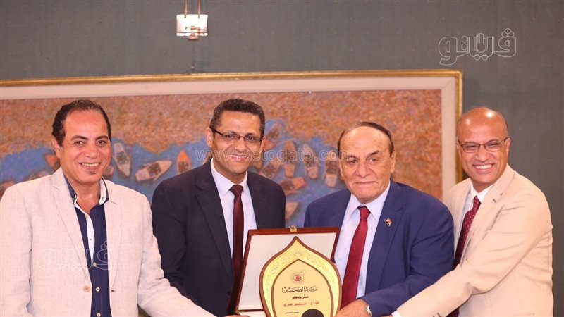 اللواء سمير فرج ونقيب