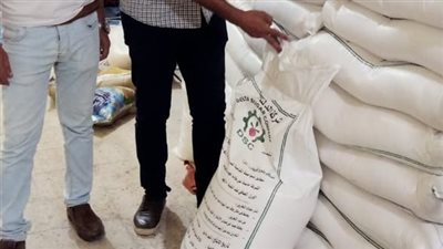 ضبط سكر داخل مصنع للتعبئة بدون فواتير فى الإسكندرية 