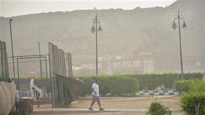 طقس الغد، انخفاض بدرجات الحرارة وأمطار متفاوتة الشدة