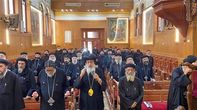 الأنبا مقار يترأس اجتماع كهنة الشرقية والعاشر من رمضان