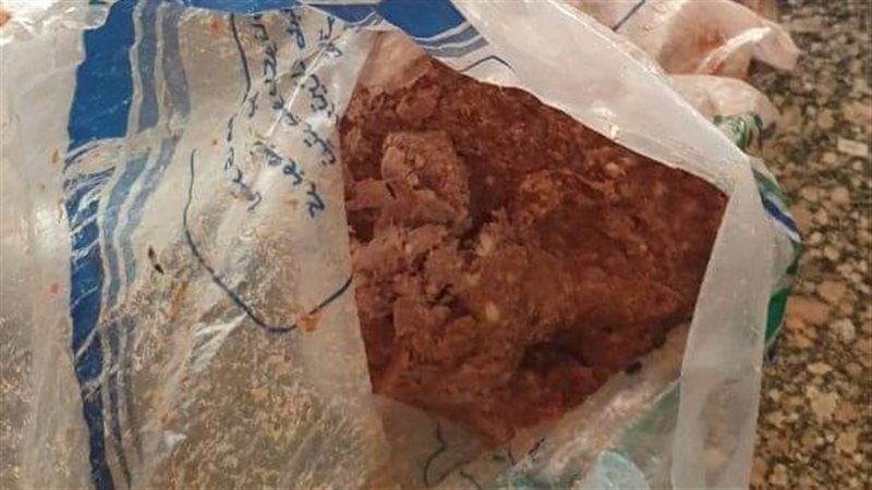 لحوم فاسده غير صالحة