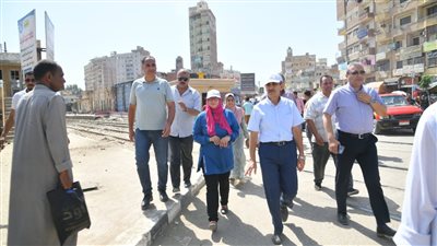 محافظ الغربية يتابع أعمال النظافة واستعدادات الرصف بقطور