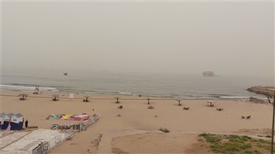 غيوم وأتربة لليوم الثاني بالإسكندرية بسبب إعصار دانيال (صور)