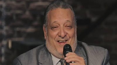 حفل لشيخ المداحين أحمد الكحلاوي احتفالا بالمولد النبوي على مسرح السامر 