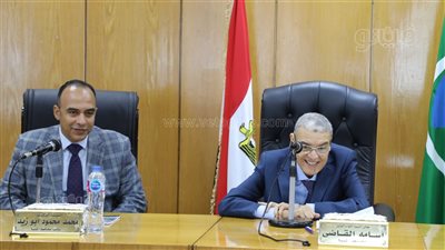 محافظ المنيا يلتقى مسئولي البرنامج التدريب بـ