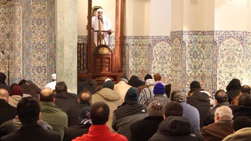 صلاة الجمعة، فيتو
