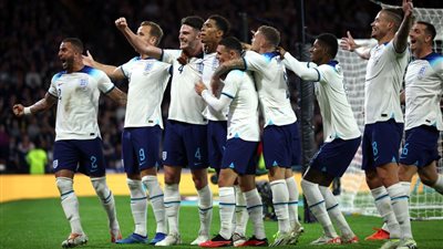 منتخب إنجلترا يضرب إسكتلندا بثلاثية وديا (فيديو)