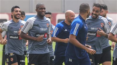 السوبر الأفريقي، الأهلى يخوض مرانه الأول بالسعودية استعدادا لمواجهة اتحاد العاصمة